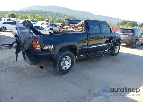 2005 GMC Sierra K2500 Heavy Duty from USA, damaged, VIN 1GTHK232X5F827255